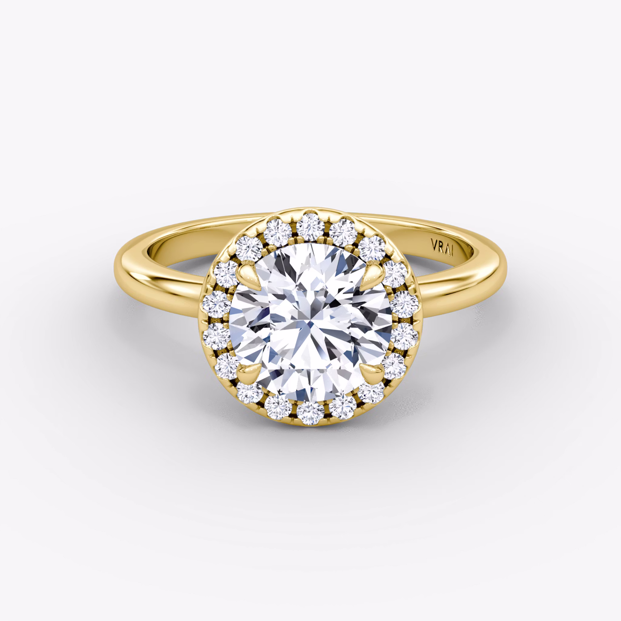 The Halo Round Brilliant | Yellow Gold