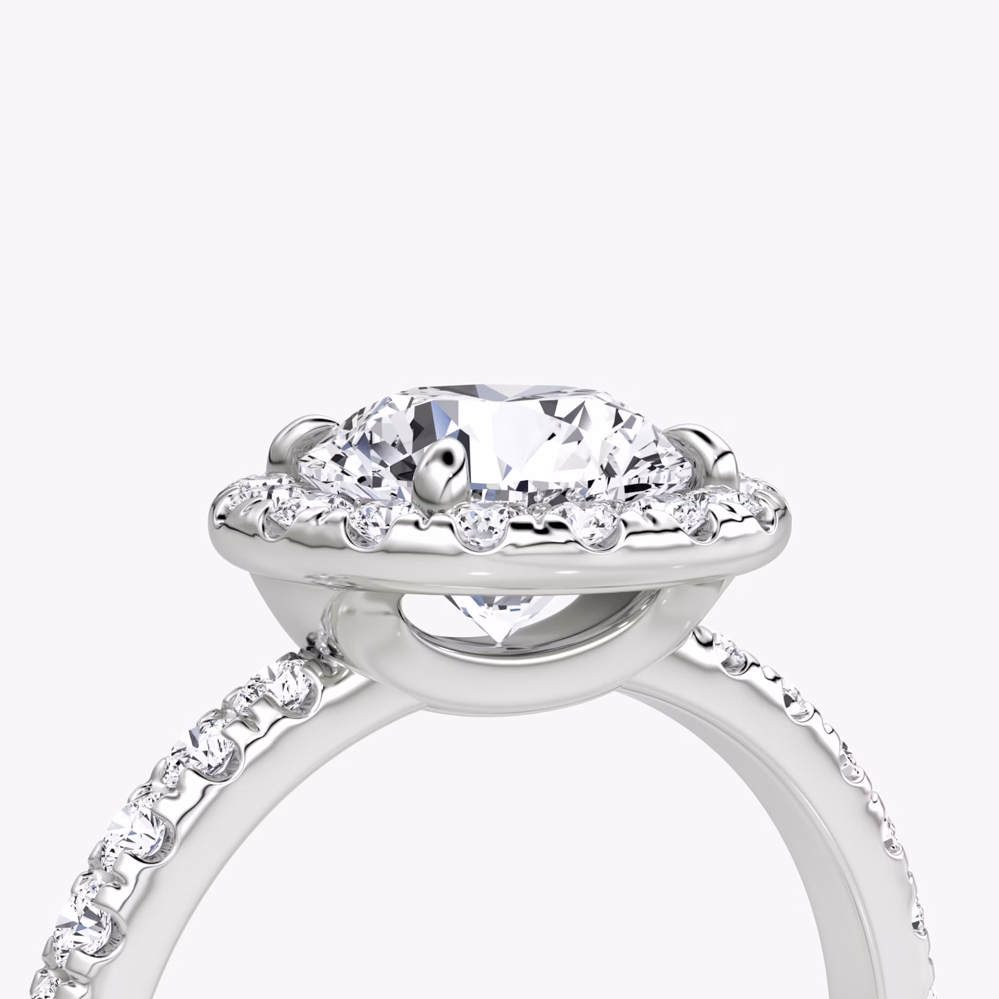 Anillo de compromiso Halo | Brillante | 18k | Oro blanco | bandAccent: Pavé | caratWeight: 1.0ct | haloSize: large | diamondOrientation: vertical
