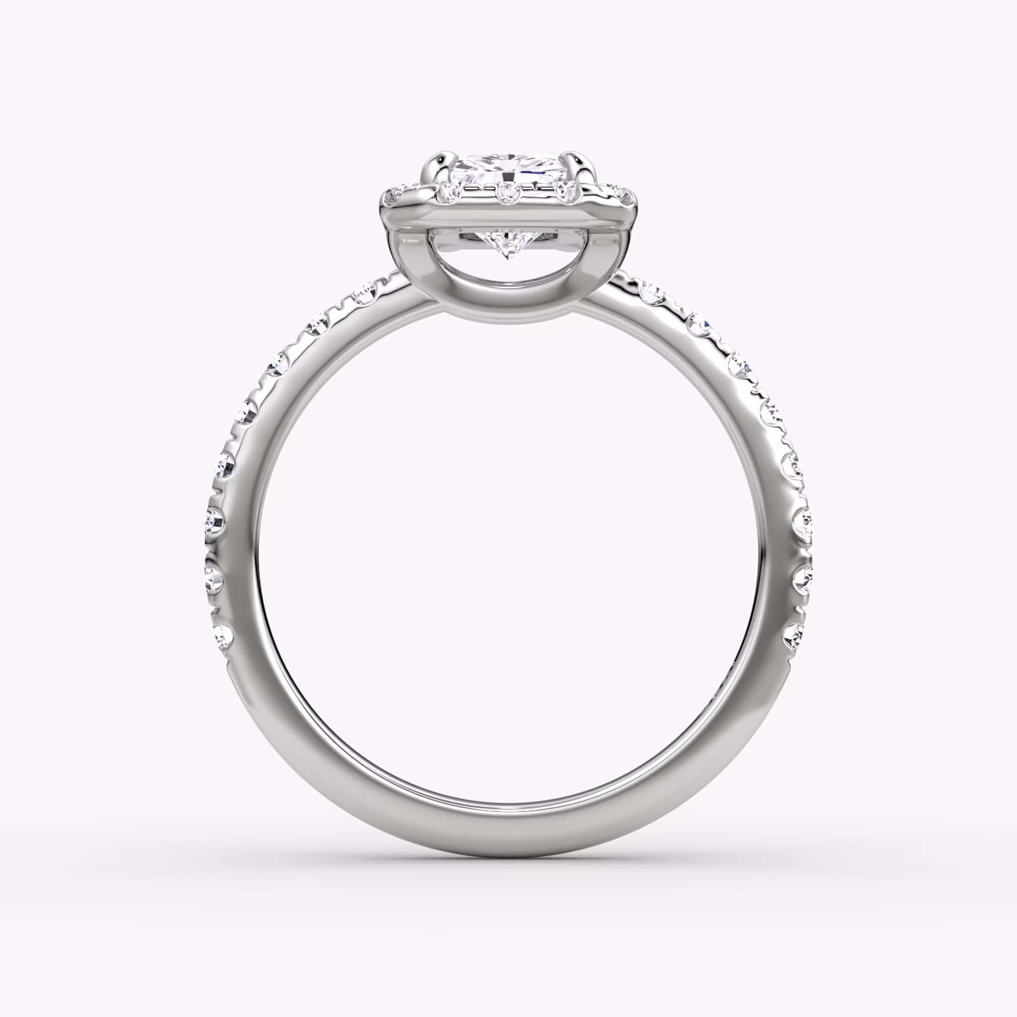 Halo | Radiant | Platin | bandAccent: Mit Pavé-Besatz | haloSize: large | diamondOrientation: vertical | caratWeight: other