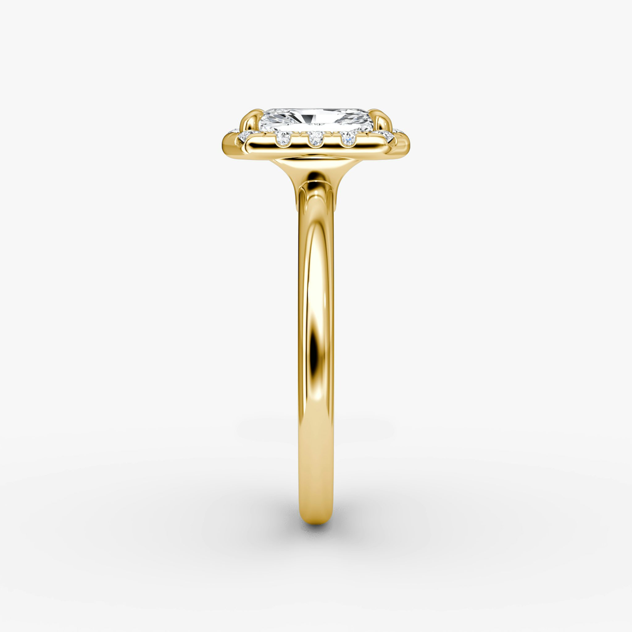 The Halo | Radiant | 18k | Yellow Gold | bandAccent: Plain | haloSize: large | diamondOrientation: vertical | caratWeight: other