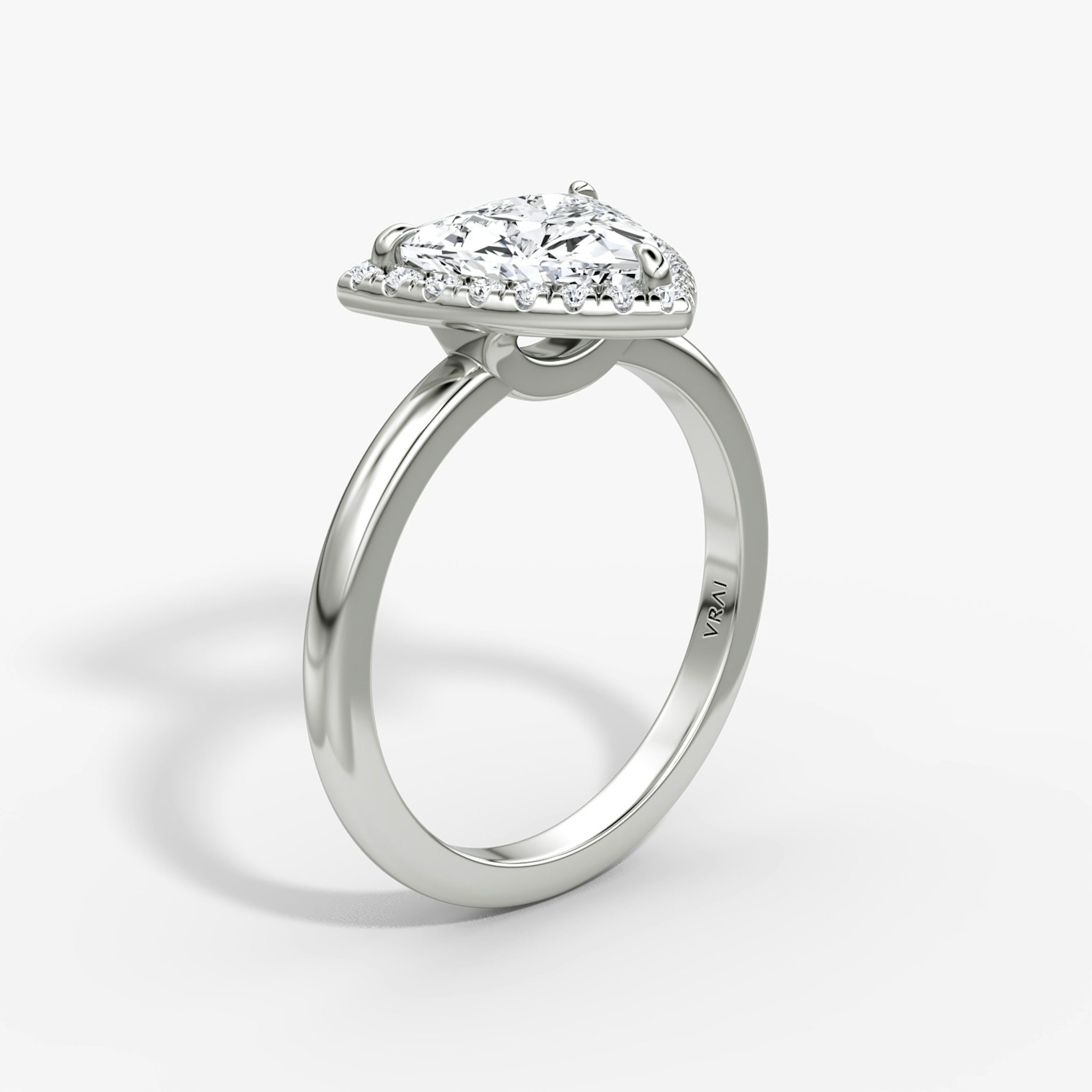 Halo | Trillant | Platin | bandAccent: Ohne Pavé-Besatz | haloSize: original | diamondOrientation: vertical | caratWeight: other