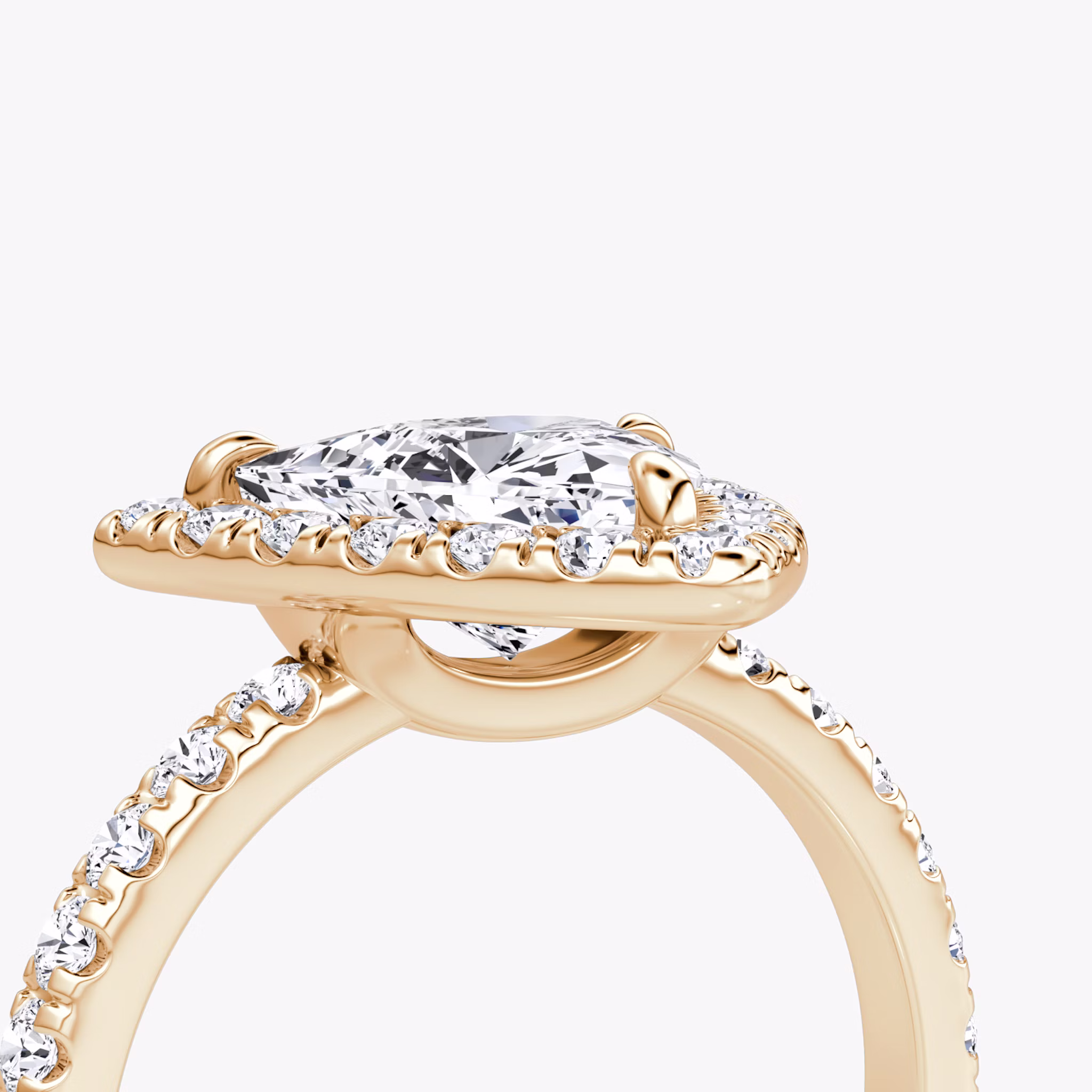 Halo | Trillant | 14k | Roségold | bandAccent: Mit Pavé-Besatz | haloSize: large | diamondOrientation: vertical | caratWeight: other