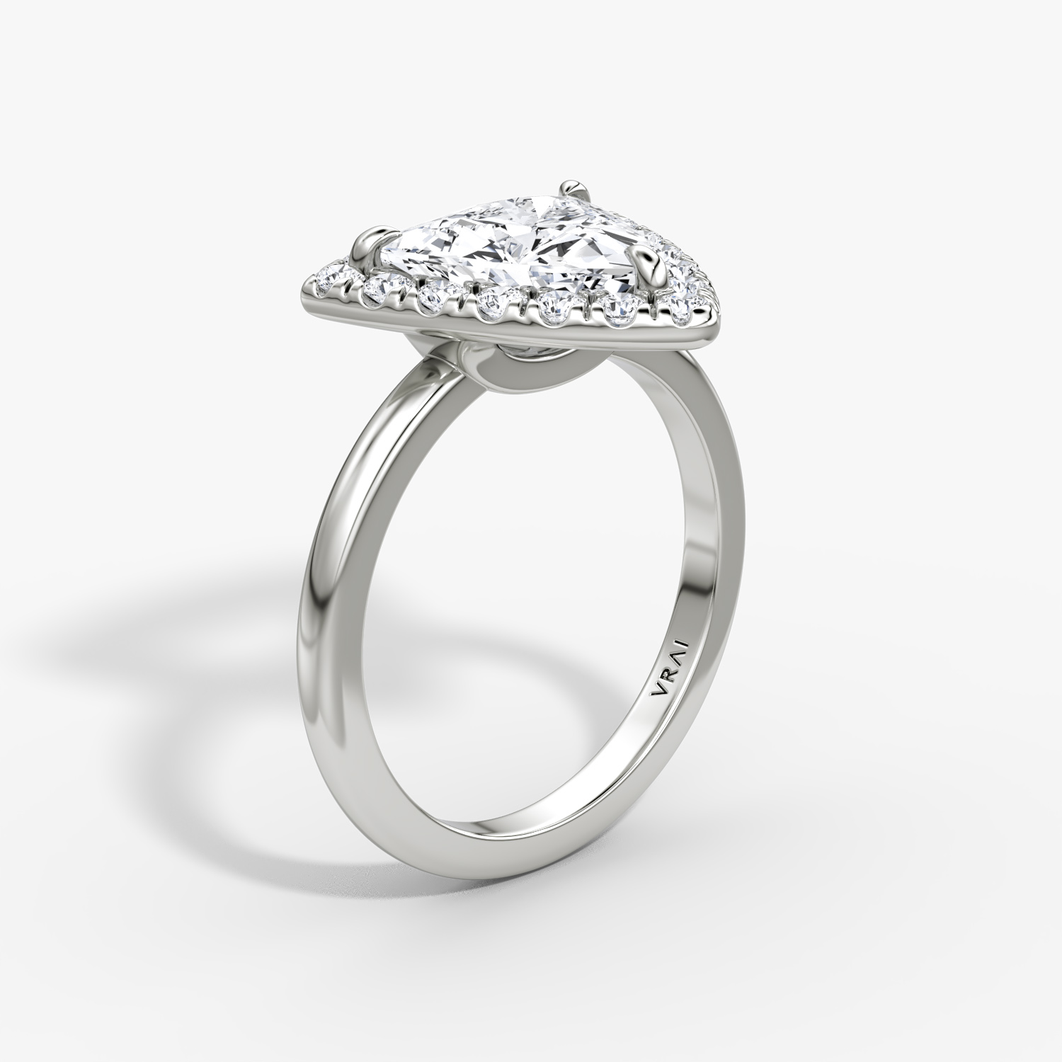 The Halo | Trillion | 18k | White Gold | bandAccent: Plain | haloSize: large | diamondOrientation: vertical | caratWeight: other