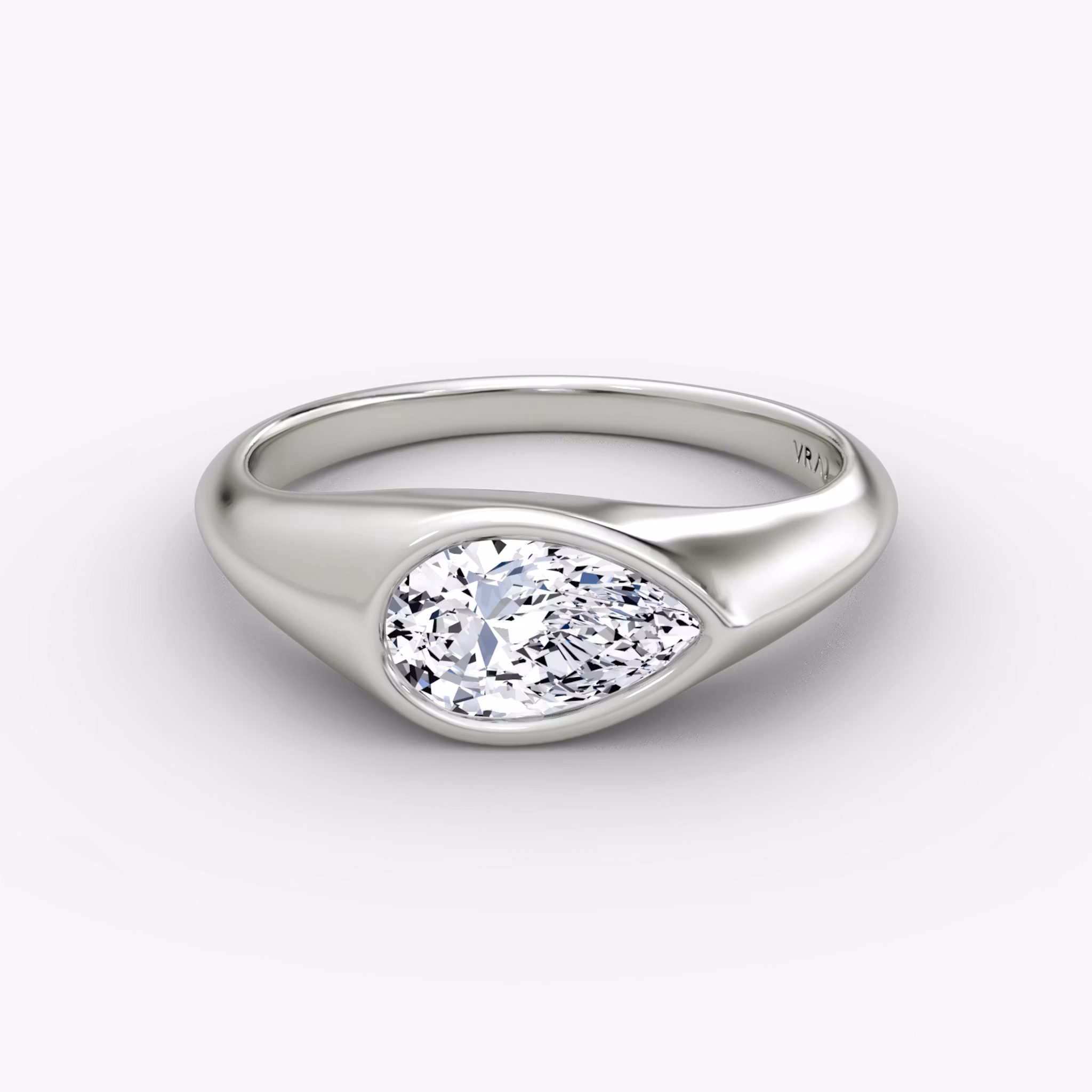 East-West Signet Ring Pear | White Gold